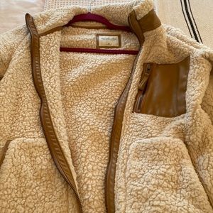 Abercrombie and Fitch zip up Sherpa jacket